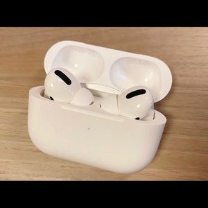 Apple EarPods version 2